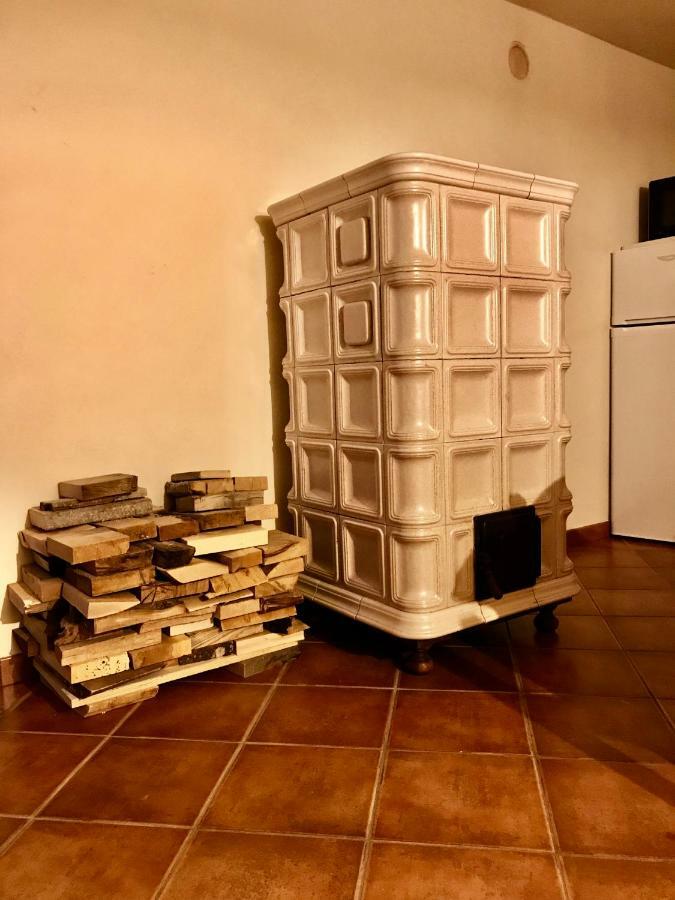 In Casetta Monforte dʼAlba Εξωτερικό φωτογραφία